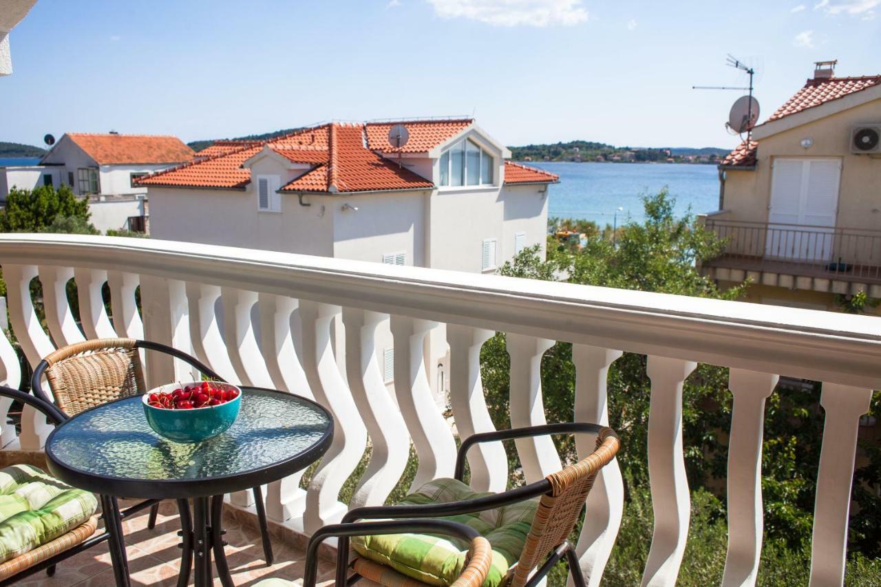 Apartments Martina Vodice Exterior foto